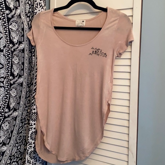 Tan L.A. t-shirt - Picture 1 of 5